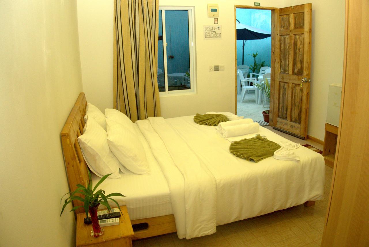 Zeestar Inn Maafushi Exteriör bild